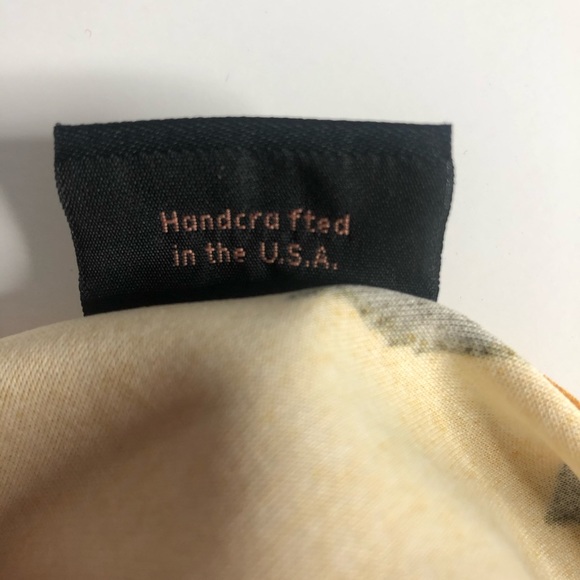 *NEW* Nifty Fifties Mustard Yellow Floral Crop Top - Picture 4 of 6